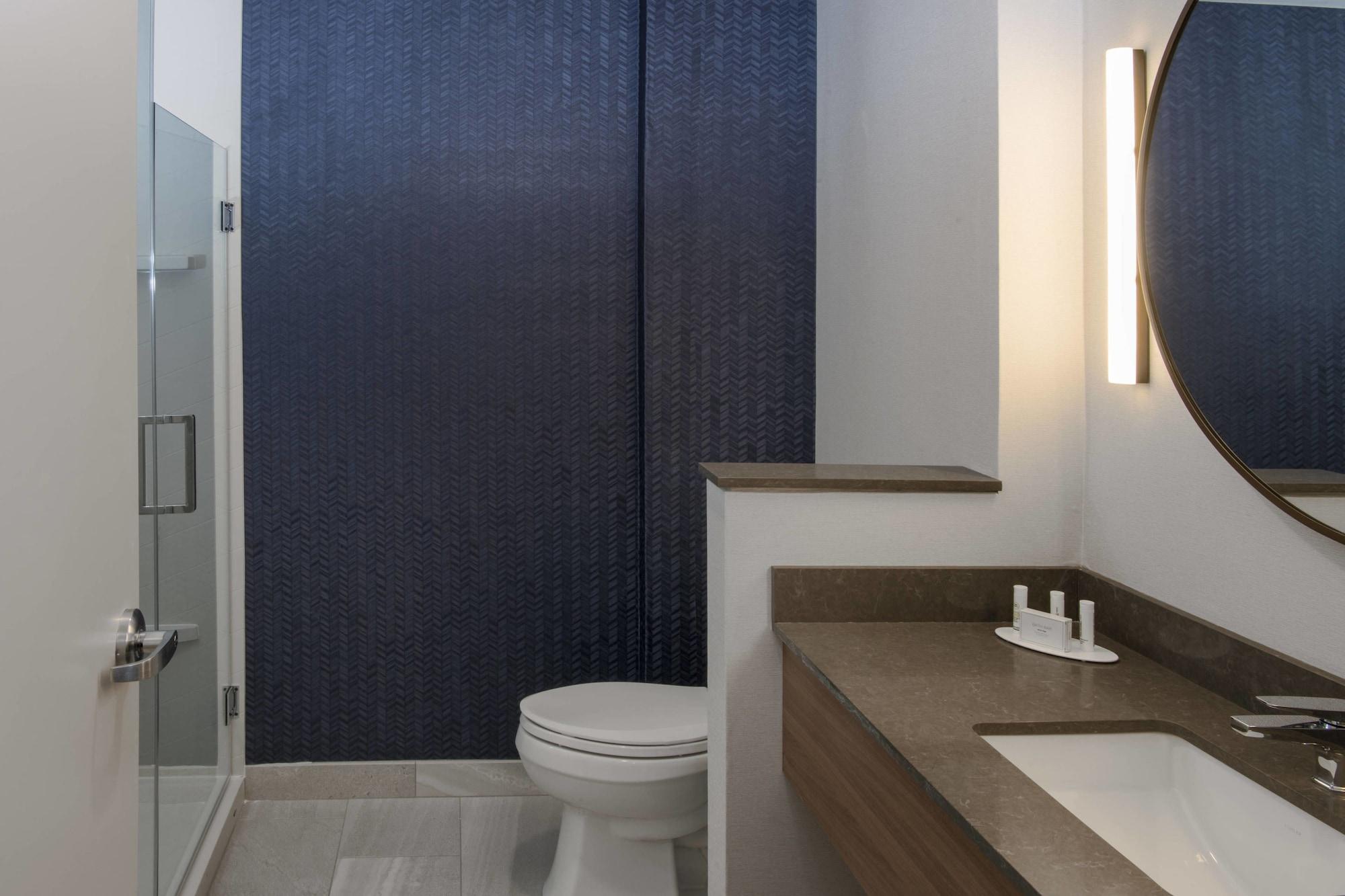 Hotel Fairfield & By Marriott Richmond Airport