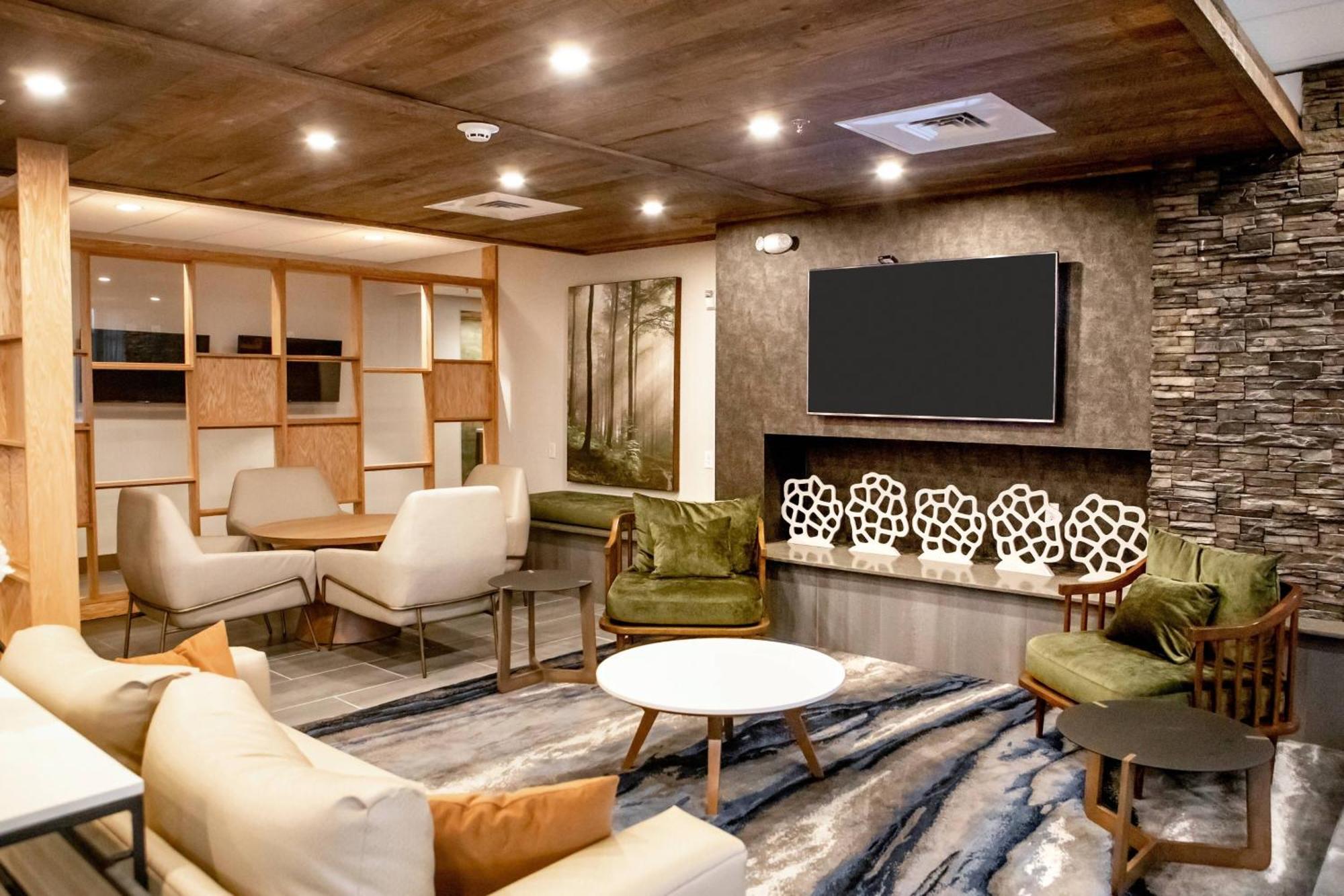 Fairfield & By Marriott Richmond Airport